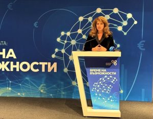 Илияна Йотова: Българските банки са готови за еврото, правителството избяга от разговора