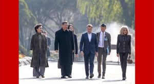 Си Дзинпин и Еманюел Макрон проведоха допълнителна среща в Чънду, акцент върху цивилизациите и глобалната стабилност