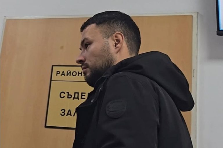Отнеха книжката на пловдивчанин, блъснал дете на червено