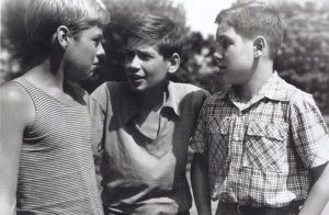 Фотозагадка: Разпознайте бъдещите звезди на българското кино