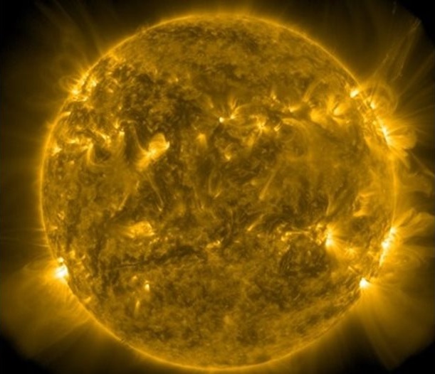 Слаби геомагнитни бури на 7 и 8 декември, но предстоят и по-силни