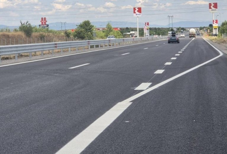 Движението по АМ "Тракия" при км 31 в посока София е възстановено Движението по АМ "Тракия" при км 31 в посока София е възстановено
