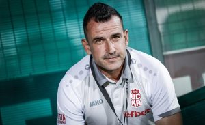 Иван Стоянов от ЦСКА 1948: Имаме облик, ще се борим за първото място