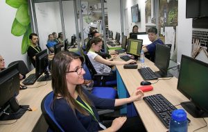 Безработицата в България остава ниска, но обявите за работа намаляват