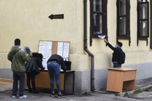 Пазарът на труда в България: Свиване на обявите, но ниска безработица и глад за кадри