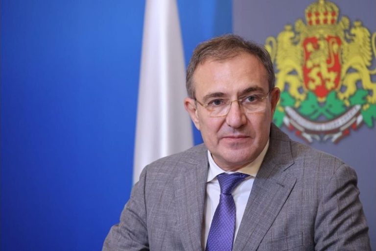 Гуцанов: Промяната в минималния осигурителен доход ще отключи пенсионната реформа Гуцанов: Промяната в минималния осигурителен доход ще отключи пенсионната реформа