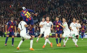 Драматични обрати в Шампионската лига: „Барса“ и „Ливърпул“ с ключови победи