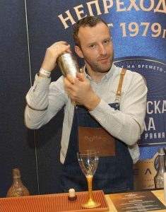 Златен триумф за „Сливенска перла Барел“ на „Ракия фест“ 2025