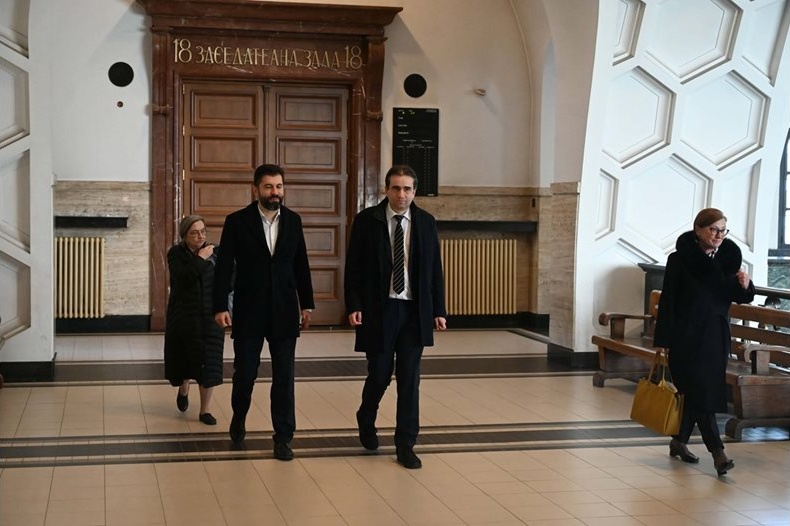 Съдия Емил Дечев се отведе от делото срещу Кирил Петков и Божидар Божанов заради конфликт на интереси