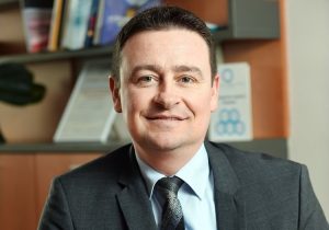 Деян Денев: 750 дни чака българинът ново лекарство, рискът от забавяне нараства