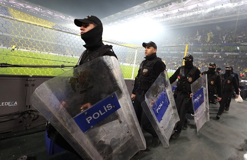 Разследването за залози в Турция обхваща и мач от Лига Европа