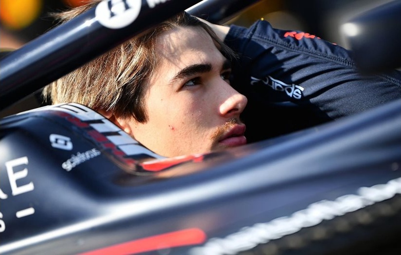 Никола Цолов 13-и в първия ден от тестовете на Формула 2 в Абу Даби