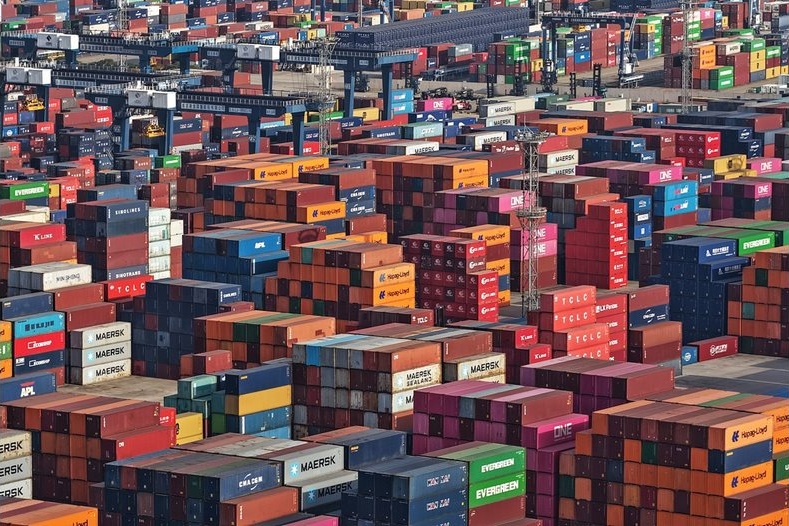 Китайската икономика: Стабилност и иновации в глобален мащаб