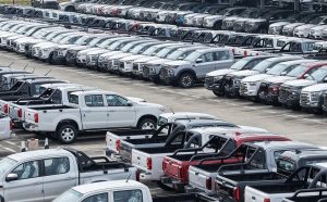 Китайският автомобилен пазар бележи рекорден ръст в производството и продажбите