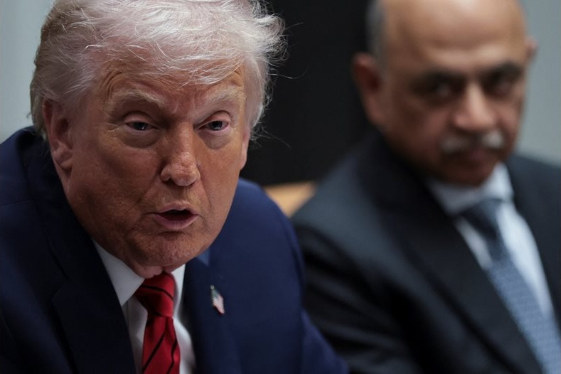 Тръмп стартира програма за 'Златна виза' за богати чужденци