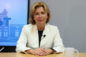 Боряна Димитрова: Оставката на кабинета усложнява въвеждането на еврото