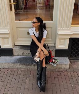 Каубойски боти и чизми над коляното: Зимни тенденции 2025/2026