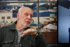 Проф. Пламен Димитров: Обществото не е разделено на две, а на поне пет групи