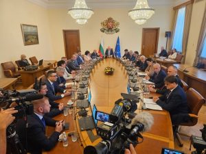 Тихият успех: Росен Желязков и 330 дни на промени