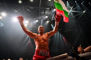 Кубрат Пулев загуби световната титла: Мурат Гасиев го нокаутира в Дубай