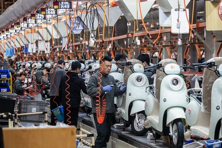 БВП на Китай ще достигне 140 трилиона юана през 2025 г. БВП на Китай ще достигне 140 трилиона юана през 2025 г.