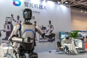 Китайският ИИ пазар ще надхвърли 1,2 трилиона юана до 2025 г., привличайки рекордни инвестиции