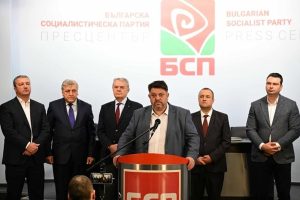 Отложиха заседанието на БСП: Клати ли се столът на Атанас Зафиров?