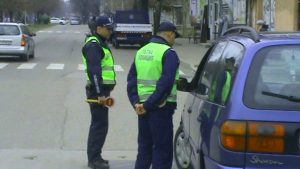 Среднощен бой в Монтана: Мъж нападна ученик пред ресторант