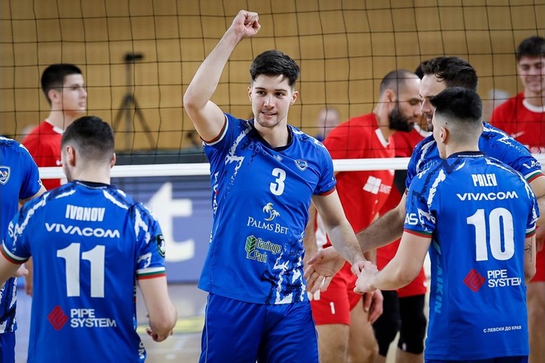 Волейболен триумф: "Левски" обърна ЦСКА за 11-а поредна победа в дербито