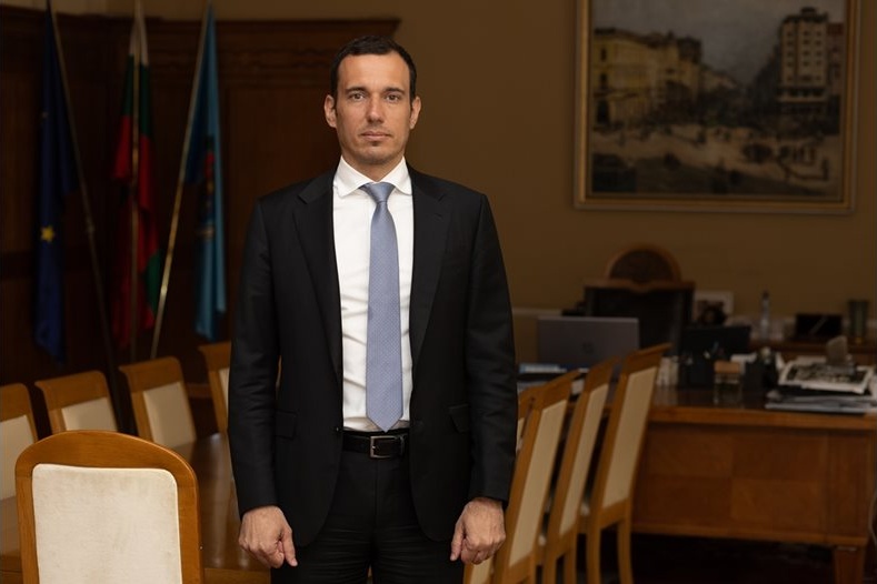 Кметът Терзиев обяви решения за боклука, за да избегне криза в София