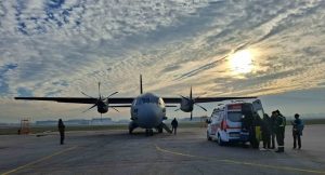 Самолет „Спартан“ транспортира медицински екип при животоспасяваща донорска ситуация