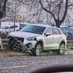 Автомобил се вряза в мантинели на бул. „Цар Борис III“ в София