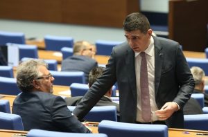 Ивайло Мирчев обяви „уволнението“ на Мария Цънцарова от bTV, телевизията мълчи