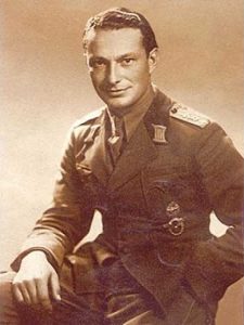 Фланелка на „Левски“ съживи паметта за героя Димитър Списаревски