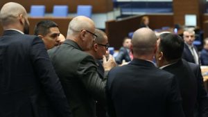 Политическо напрежение: Бюджет 2025 е удължен, правителството подаде оставка