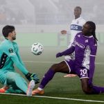 Полша изненадващо поведе в борбата за допълнително място в Шампионската лига