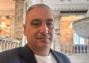 Движение „Трети март“ стартира процедура за партия, обяви Румен Радев за неформален лидер