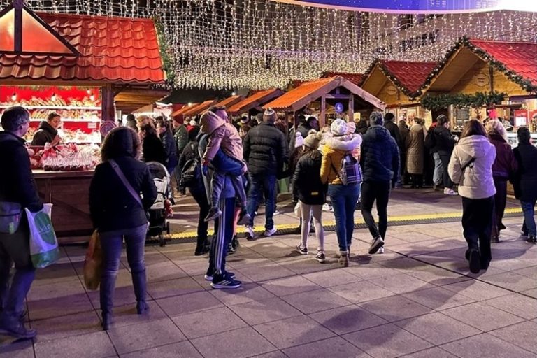 Арестуваха джебчия, два дни крал на Коледен базар в Пловдив Арестуваха джебчия, два дни крал на Коледен базар в Пловдив