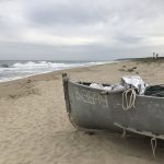 „Чиста Коледа“ за осми път: Доброволци чистят плажове с празничен дух и призив за депозитна система