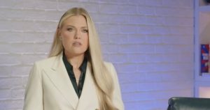 Ники Минаж нарече Джей Ди Ванс „убиец“ на консервативен фестивал