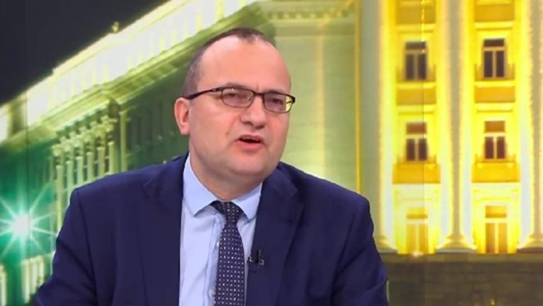Мартин Димитров: Технически проблеми след еврото – "неадекватна информационна кампания" ги предизвиква Мартин Димитров: Технически проблеми след еврото – "неадекватна информационна кампания" ги предизвиква