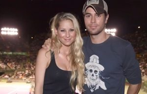 Енрике Иглесиас и Анна Курникова посрещнаха четвърто дете