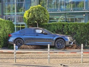 Дрогираният шофьор, разбил спирка на бул. "Тодор Александров", отива на съд