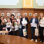 Украински деца поздравиха кмета Костадин Димитров за Коледа в Пловдив