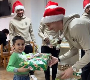 Футболистите на „Лудогорец“ с щедри коледни дарения и инициатива „Зелена Коледа“