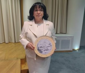 Топ бизнес статии за 2025 г.: От цената на кафето до строителството на къщи