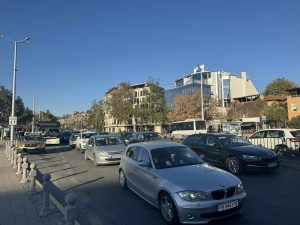 Пловдив въвежда камери за контрол на "цапащи" коли в зони с ниски емисии