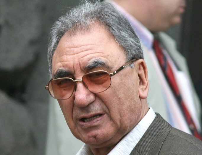 Президентът Първанов и стотици изпратиха Георги Йорданов