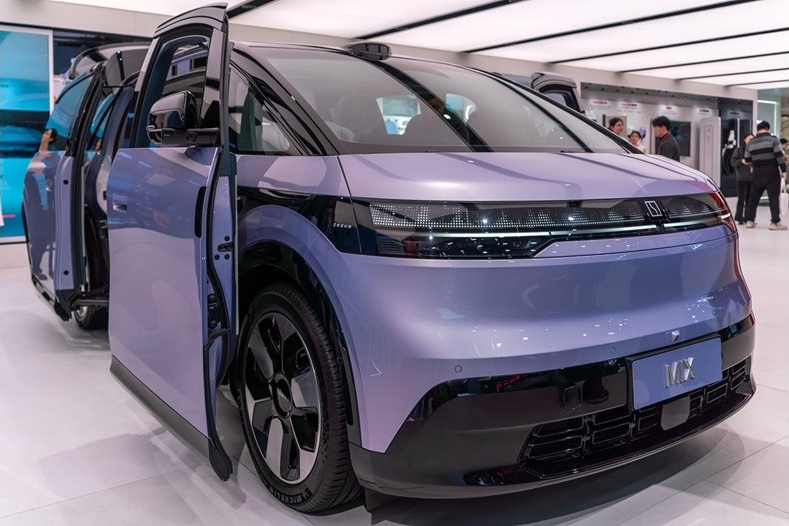 Китай въвежда революционен стандарт за енергийна ефективност на електромобилите