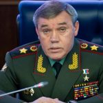 Генерал Герасимов: Руските сили настъпват по целия фронт в Украйна